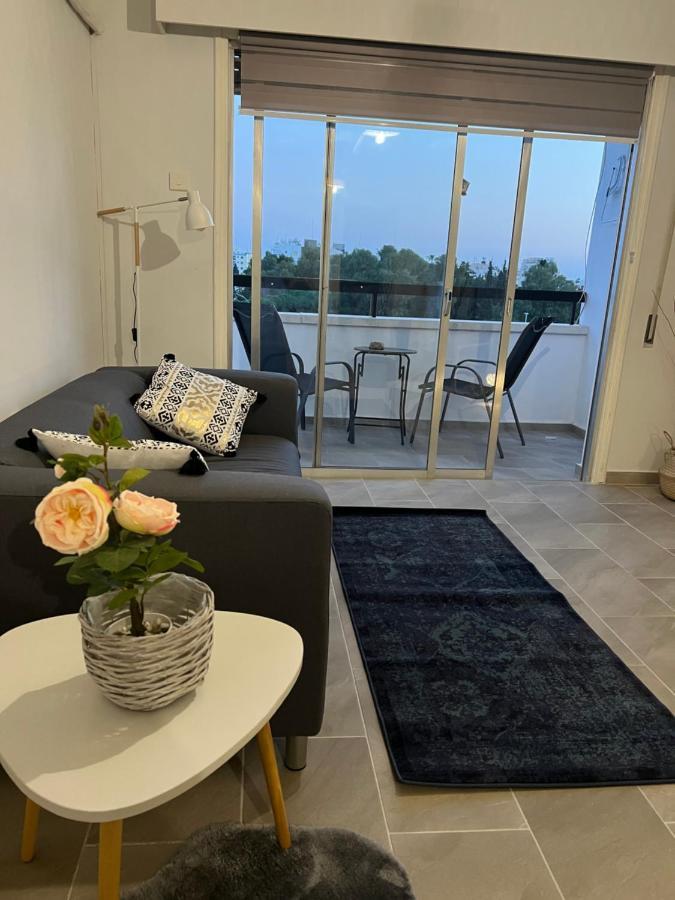 Joanna Court Rooms Larnaca Dış mekan fotoğraf