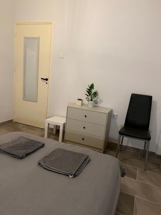 Joanna Court Rooms Larnaca Dış mekan fotoğraf