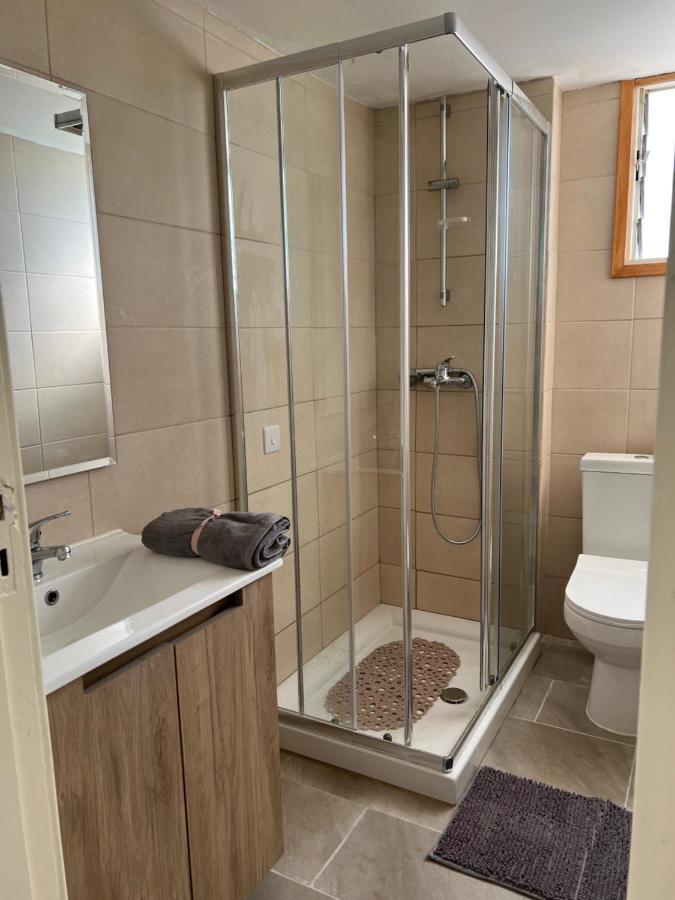 Joanna Court Rooms Larnaca Dış mekan fotoğraf